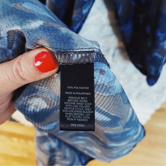 Express Animal Print Dress - Picture 4 of 5